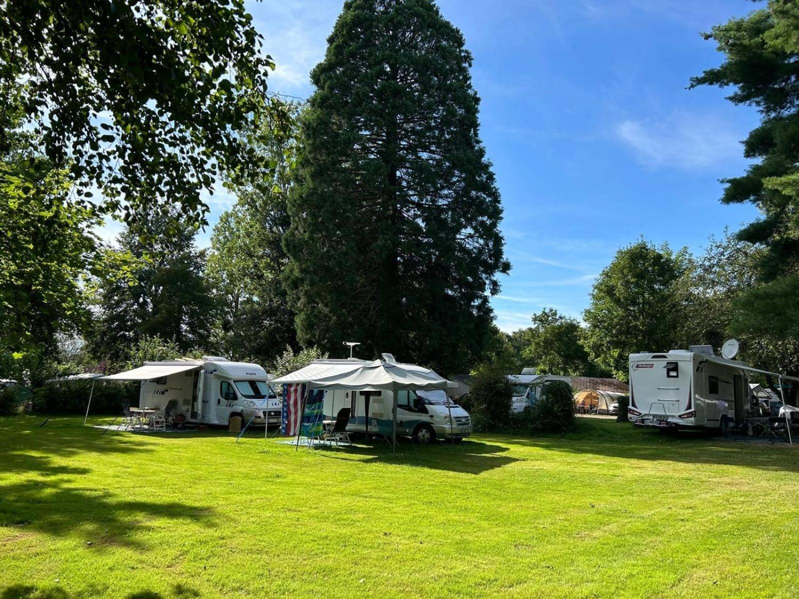 Camping Des Bains Saint-Honoré Quarto foto